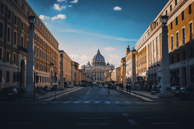 After: Street view toward St. Peter's Basilica in Rome, edited with the free Lutify.me LUTs
